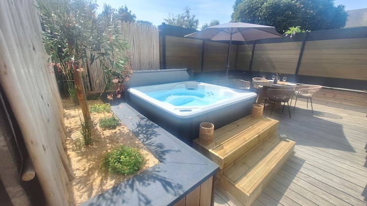 Loft Et Jacuzzi Sur La Côtes Des Légendes - Kerlouan