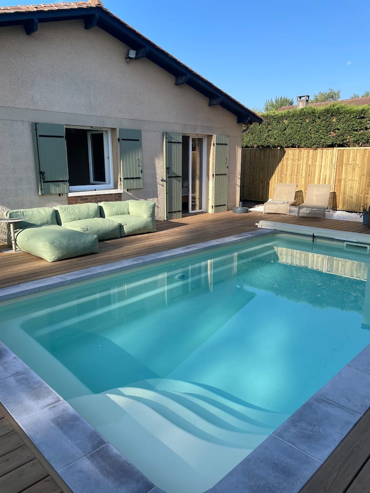 Maison Avec Piscine à Pessac - Bordeaux