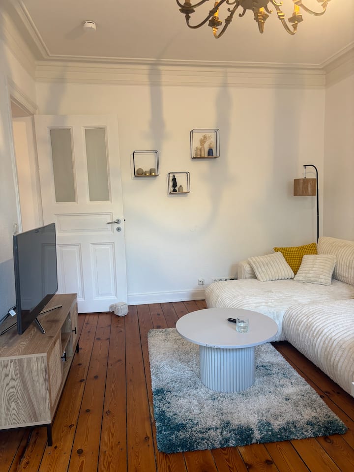 Charmante Altbauwohnung Fußläufig Zur Außenalster - Hamburg