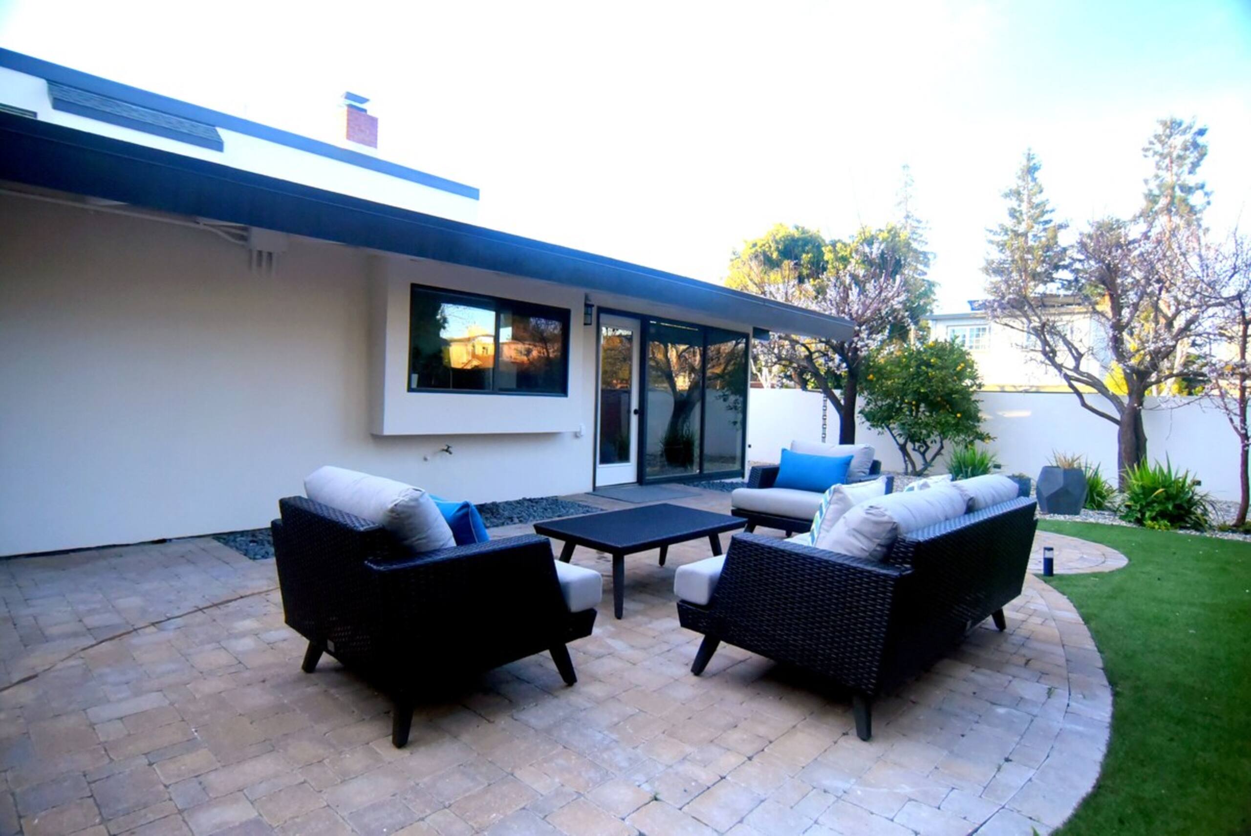 Contemporary 5BR Near Stanford & Tech HQs - Photo 48