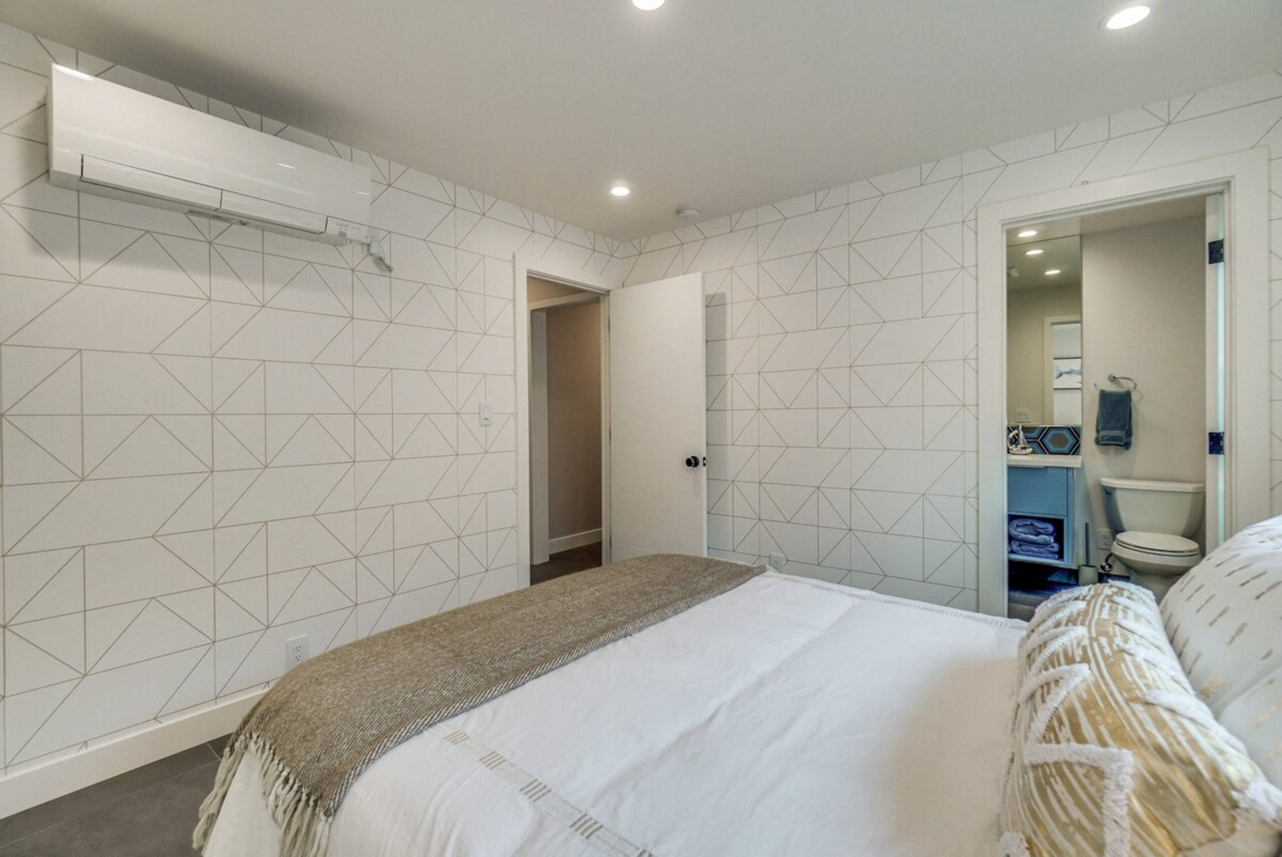 Contemporary 5BR Near Stanford & Tech HQs - Photo 24