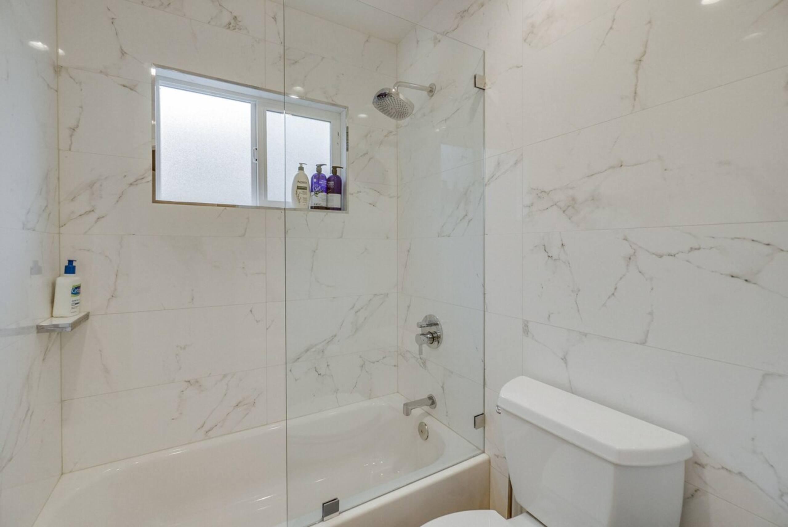 Contemporary 5BR Near Stanford & Tech HQs - Photo 35