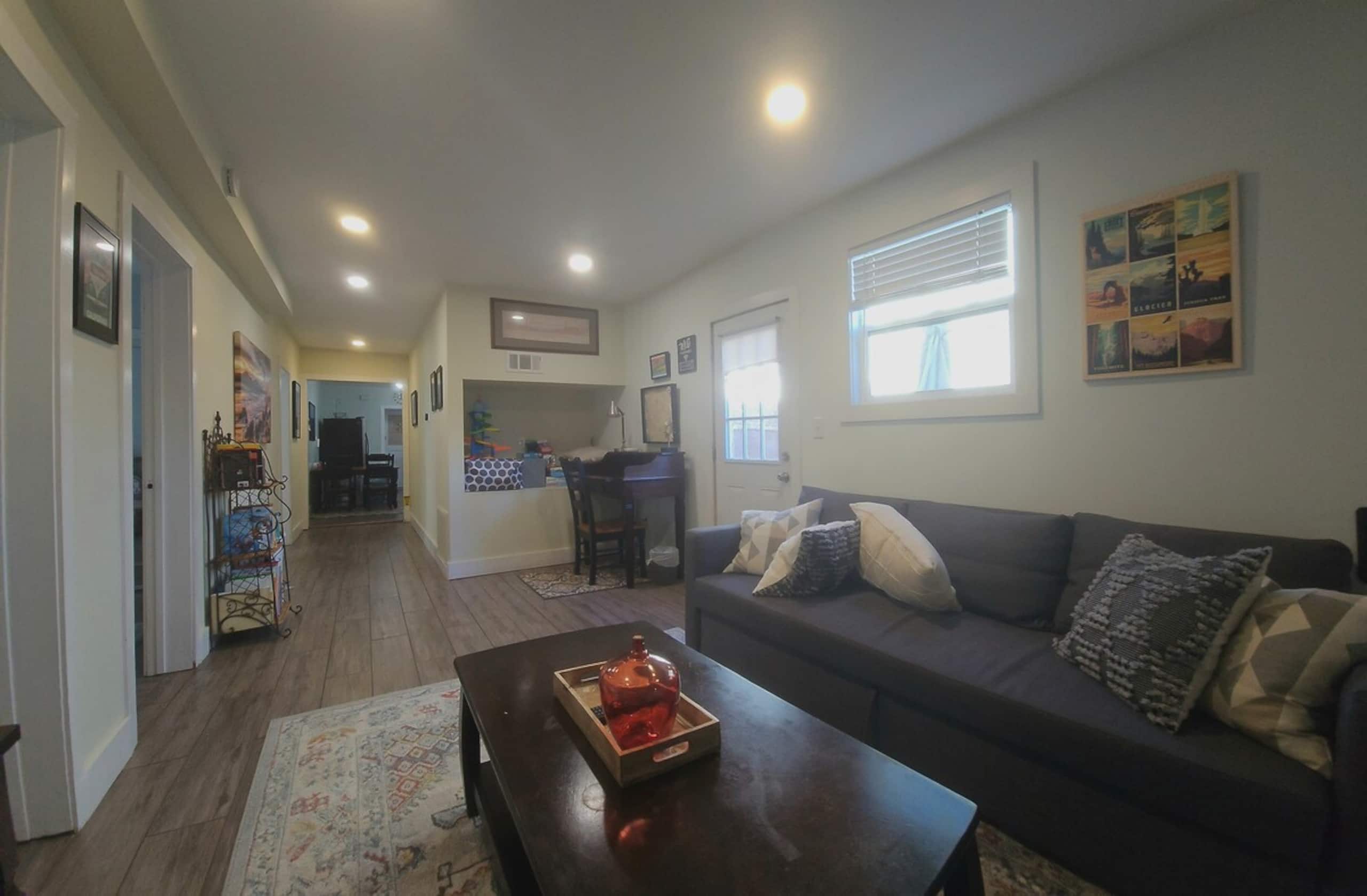 Updated apartment on Oakland/Berkeley border - Photo 8