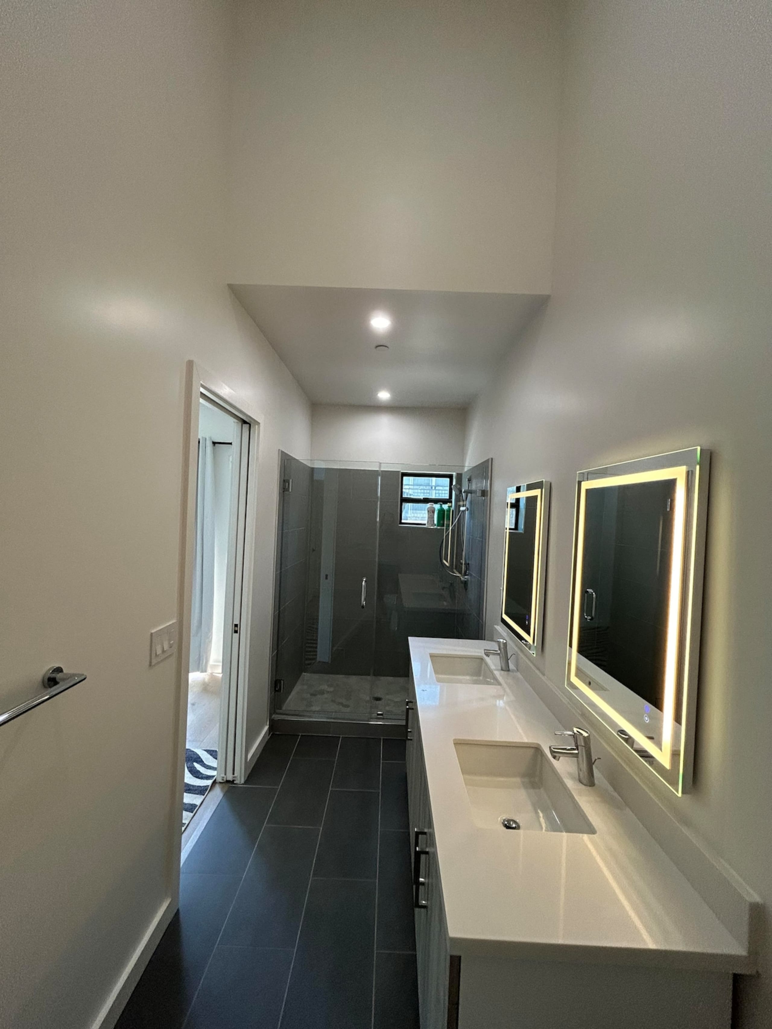 Sleek New Townhouse Balcony & Private Garage - Photo 23
