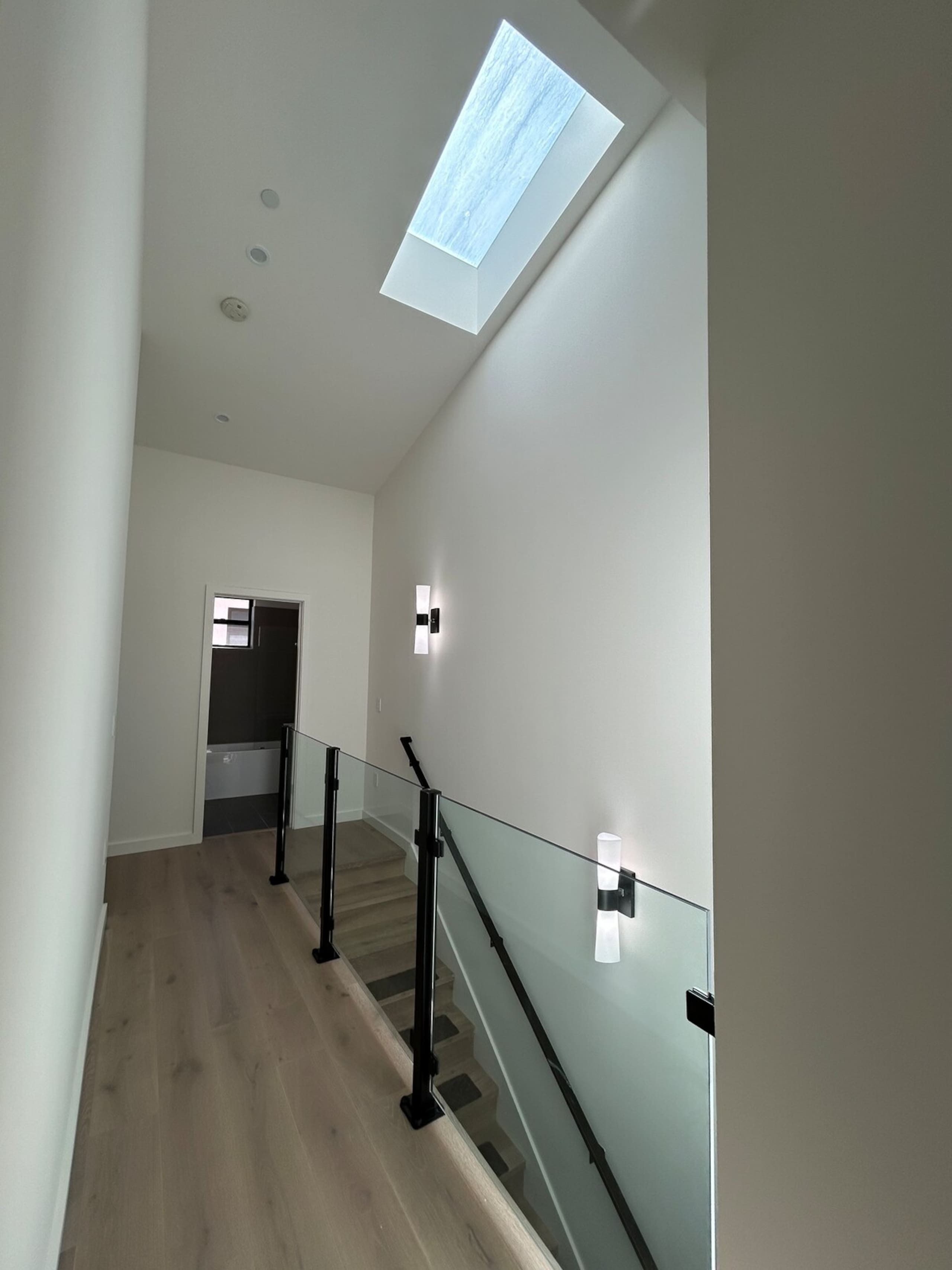 Sleek New Townhouse Balcony & Private Garage - Photo 32