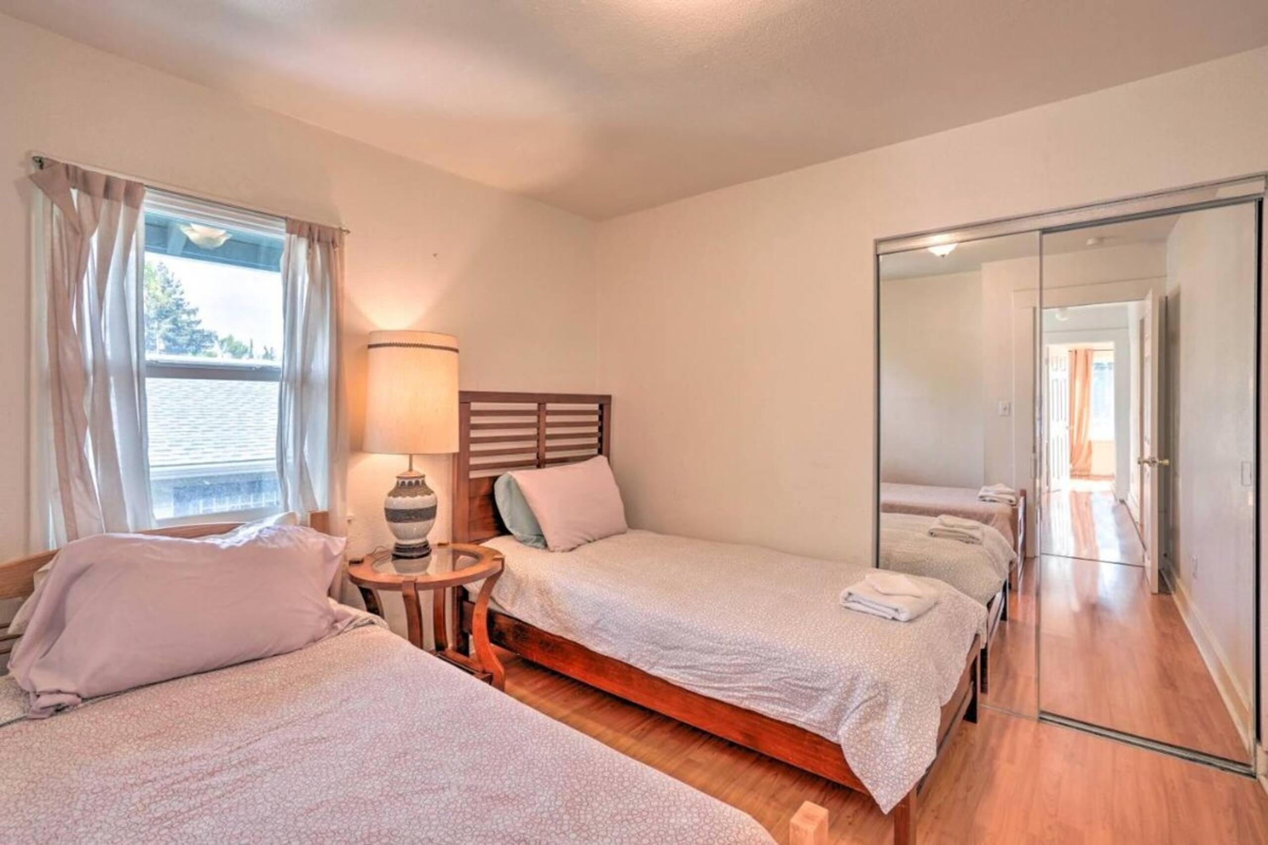 Diamond Laurel Nice 6br3ba house 10bed parkings - Photo 9