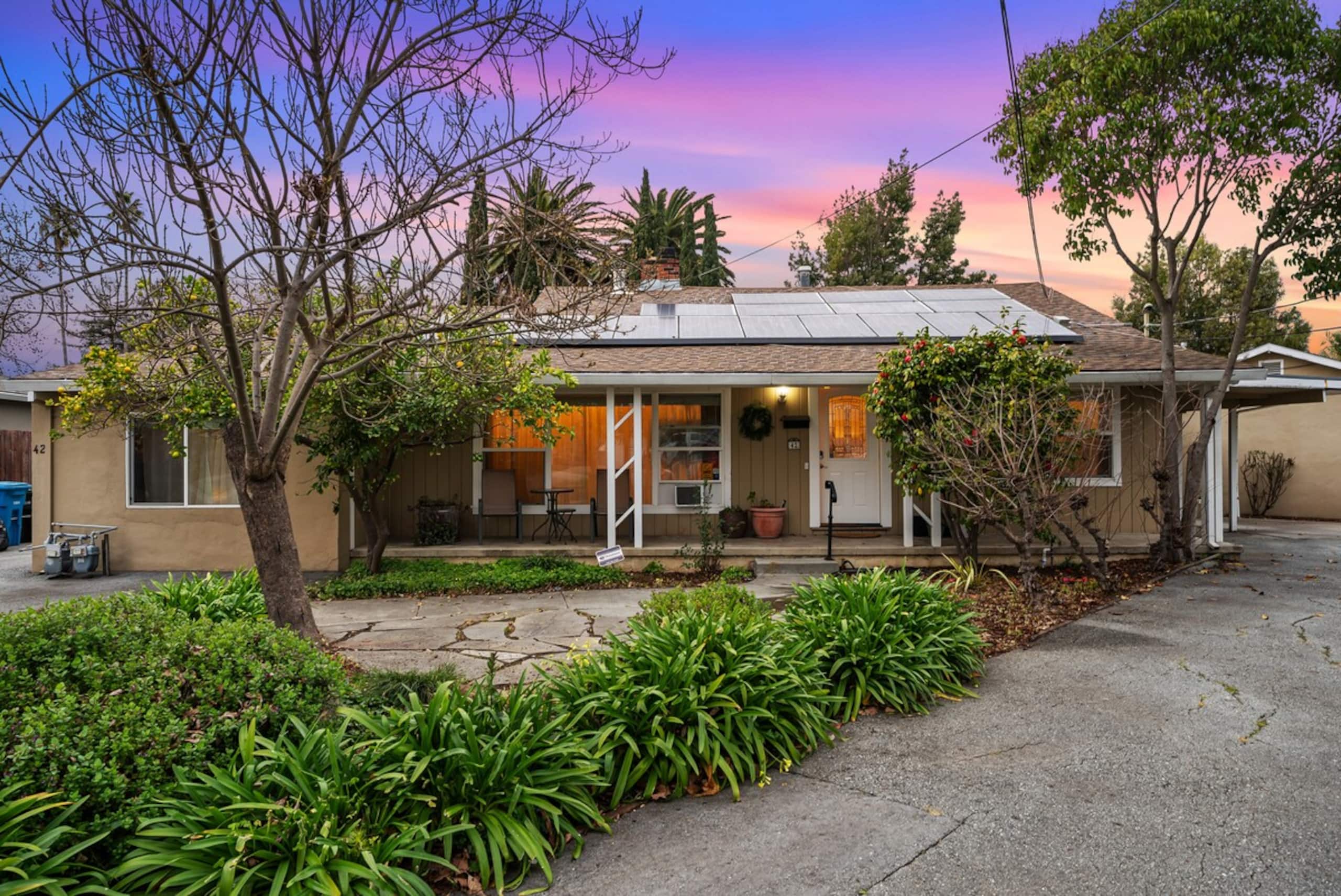 Charming Home w/ orange backyard in Redwood City - Photo 80