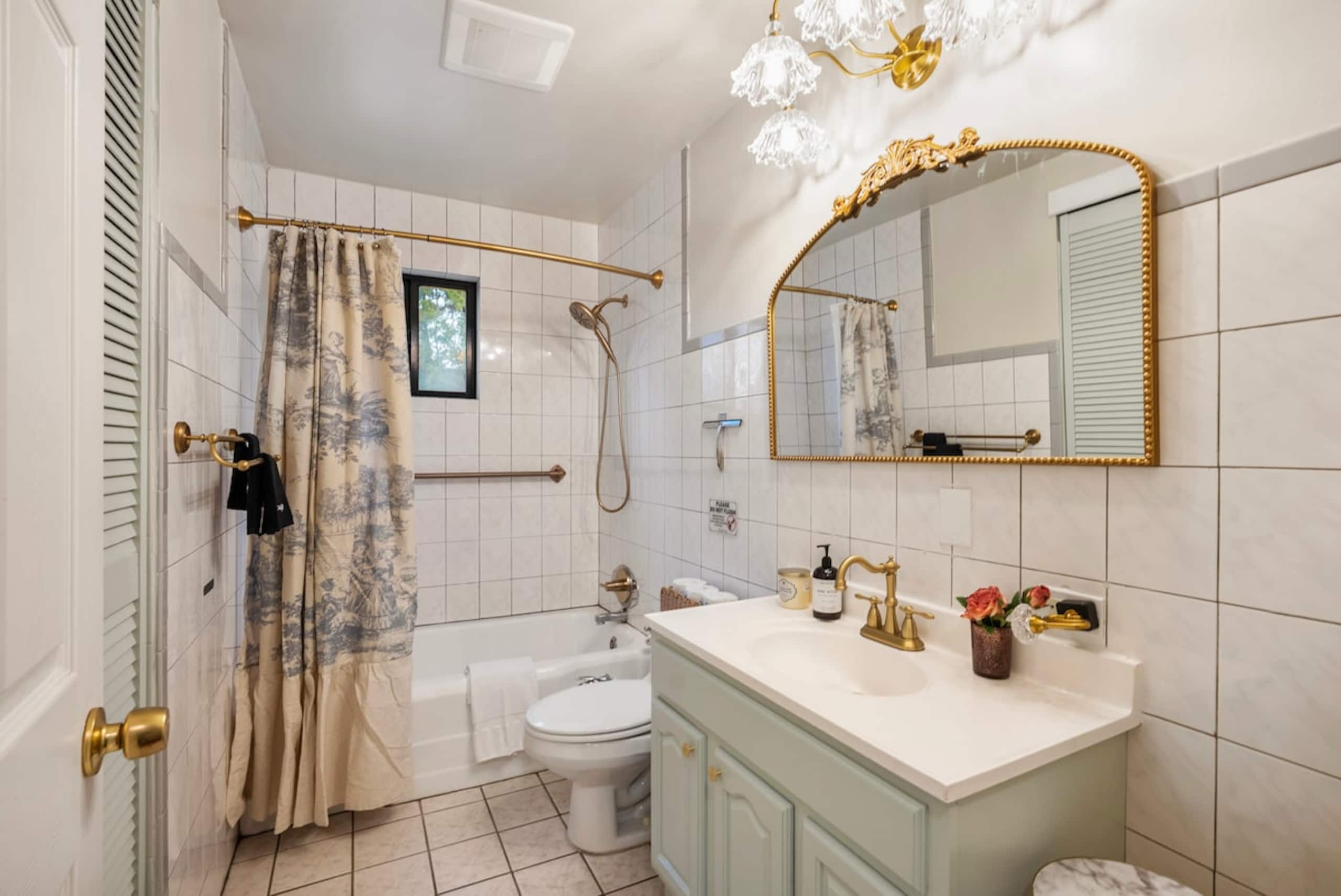 Charming Home w/ orange backyard in Redwood City - Photo 58