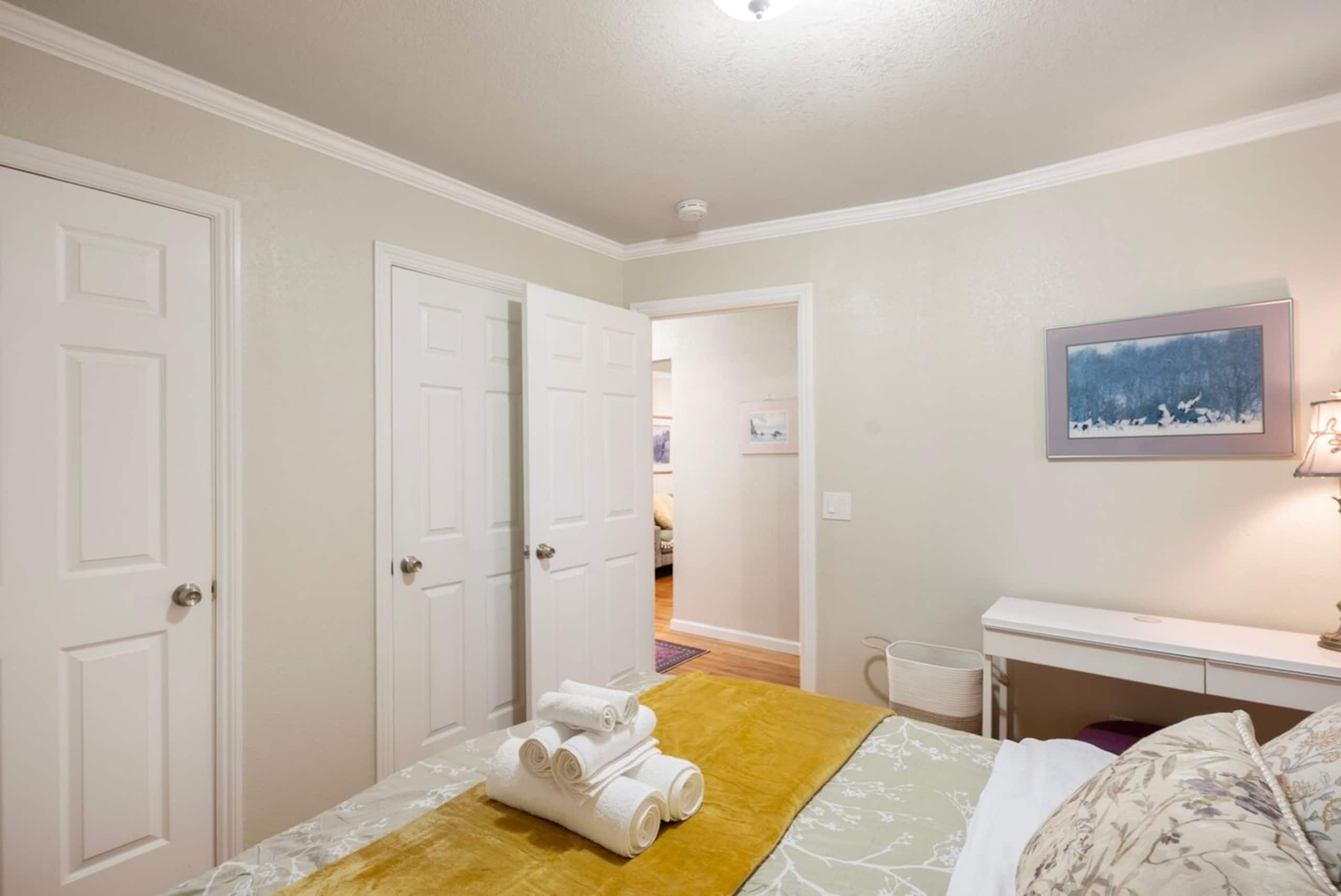 Charming Home w/ orange backyard in Redwood City - Photo 56