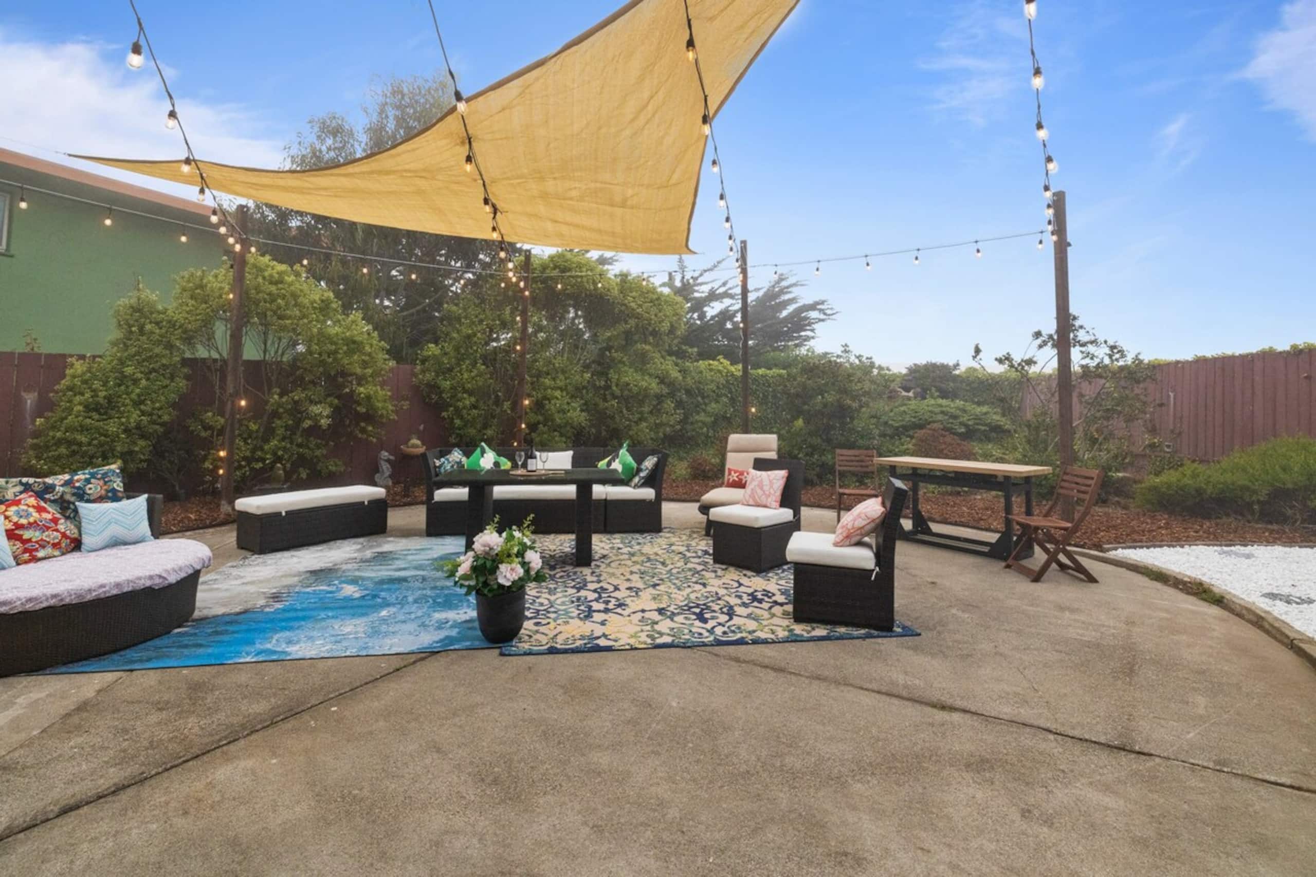 Oceanview Luxury, Hot Tub & Game Room, Near SF - Photo 17