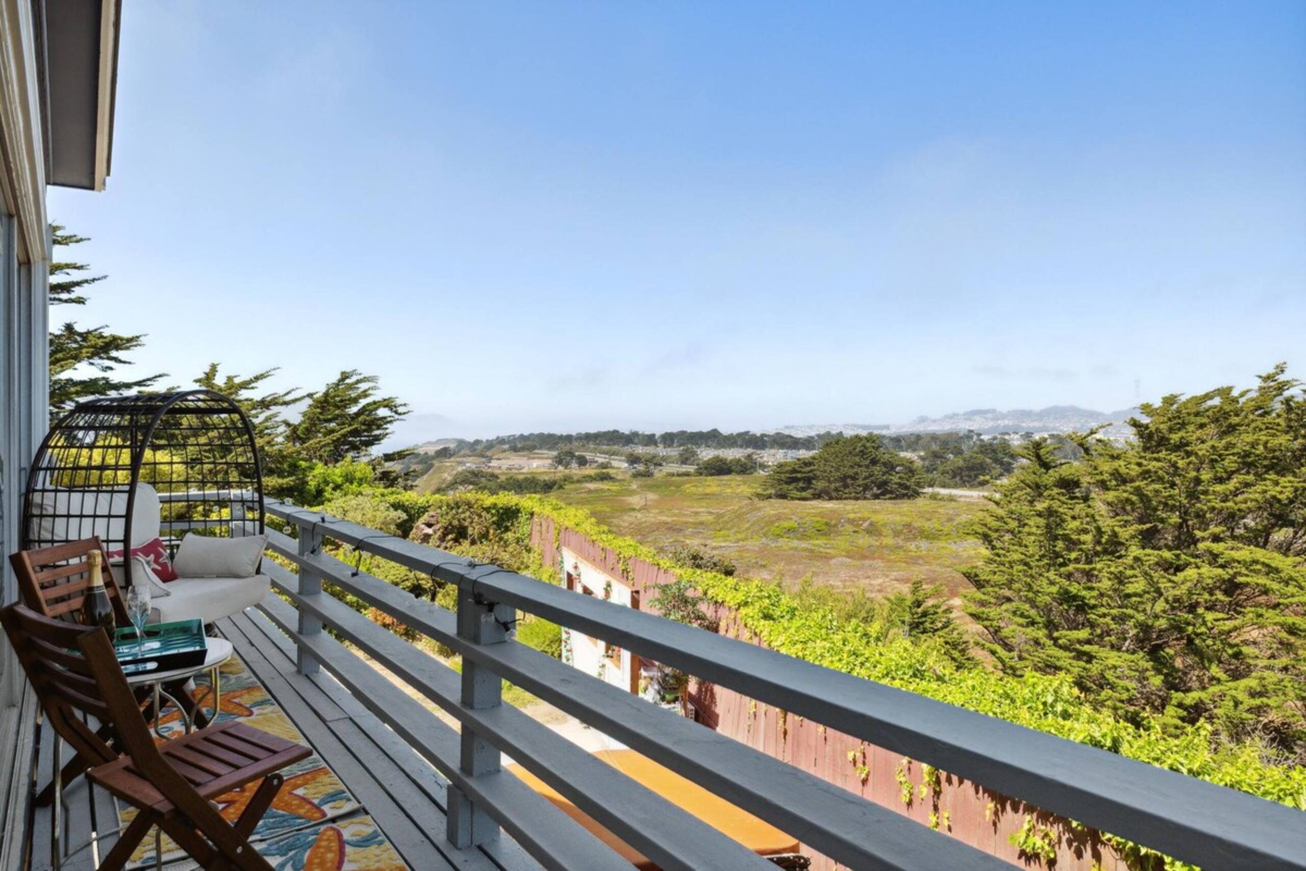 Oceanview Luxury, Hot Tub & Game Room, Near SF - Photo 29