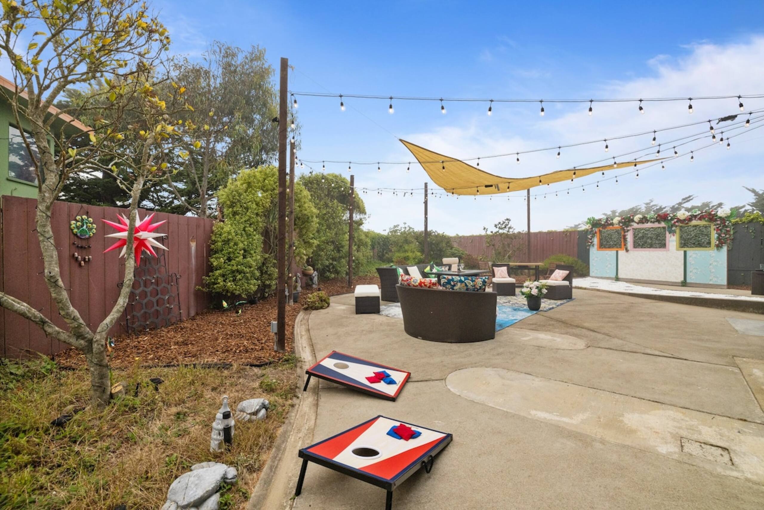 Oceanview Luxury, Hot Tub & Game Room, Near SF - Photo 15