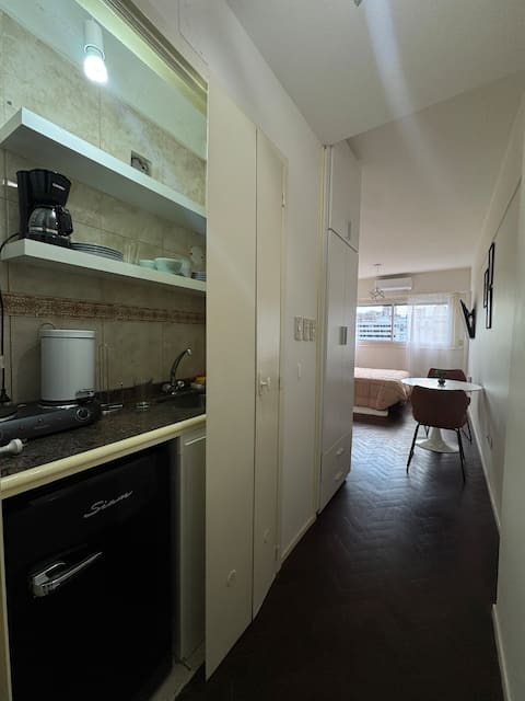Popular Airbnb listing: Bright apartment meters from the Obelisk in Dock Sud