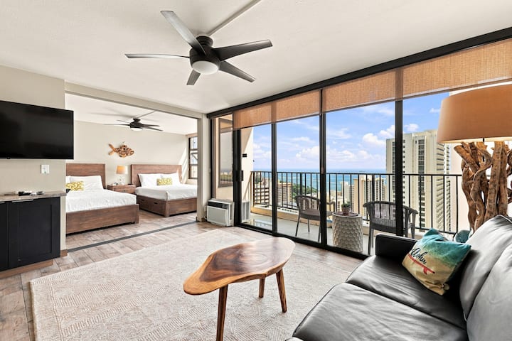 New Listing! Waikiki 32fl Condo W/free Parking - Honolulu, HI