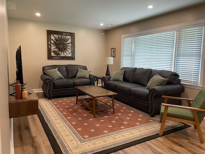 Cozy Rambler Near Lenovo Center - Cary, NC