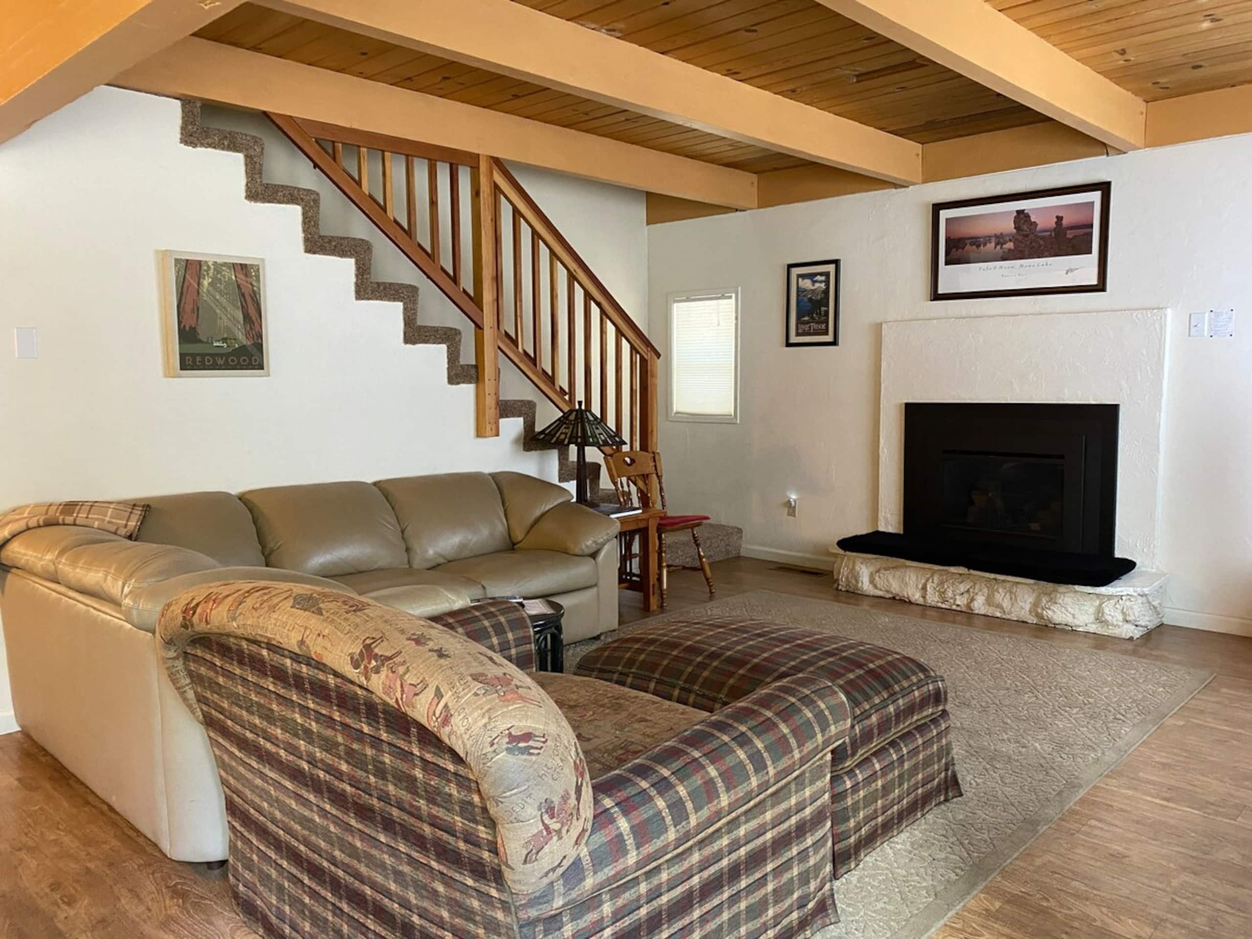 Spacious, Affordable, Pet Friendly House With Spa - Main photo
