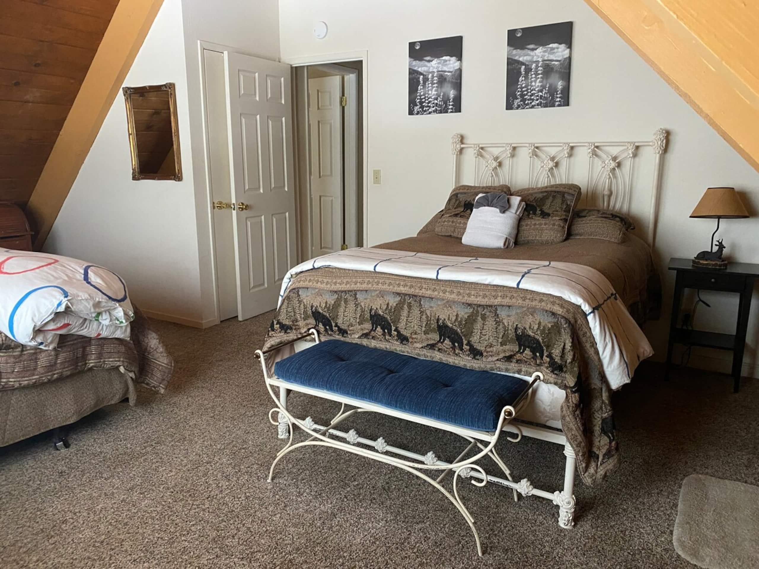 Spacious, Affordable, Pet Friendly House With Spa - Photo 14