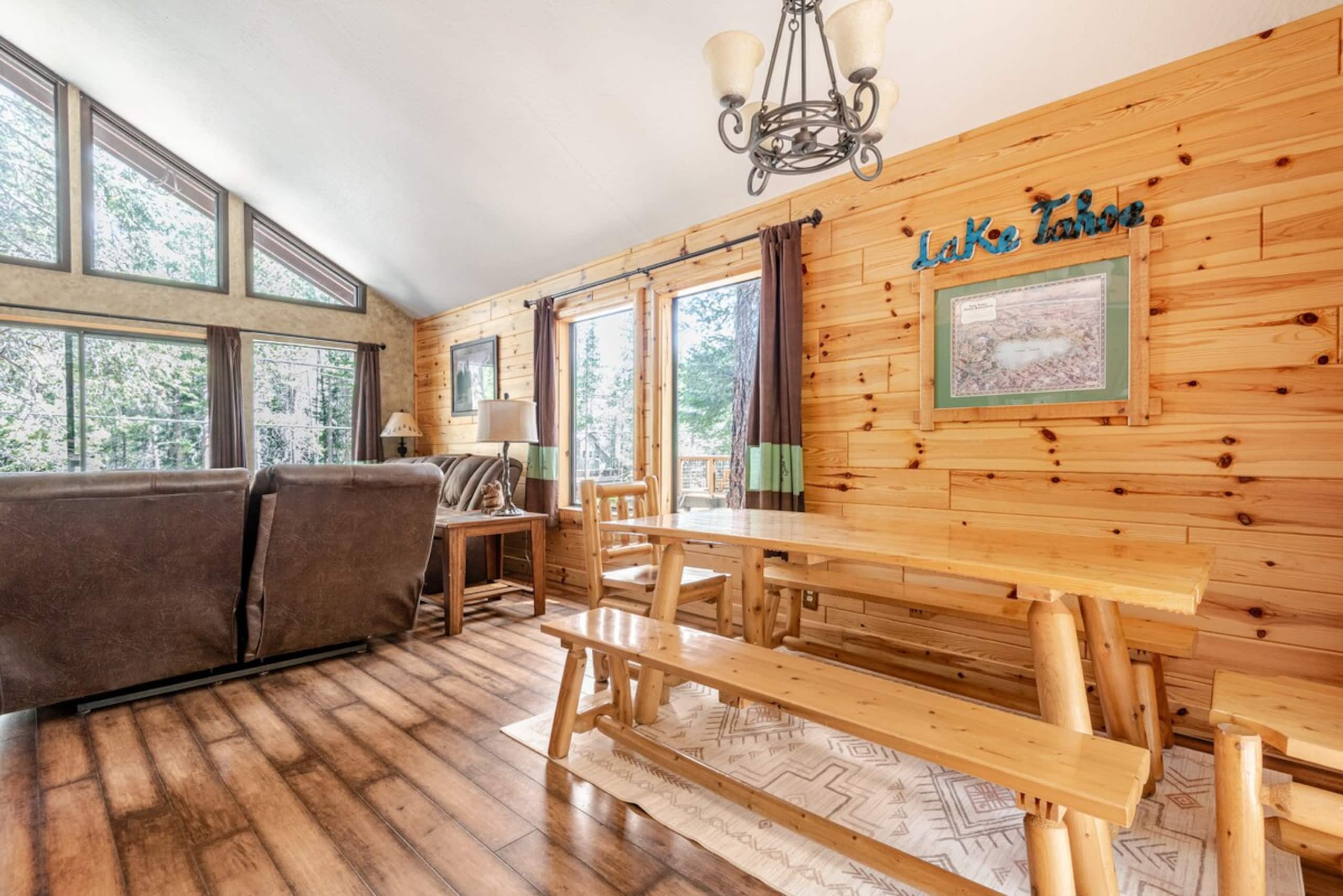 Truckee Adventure Cabin near Resorts + Restaurants - Photo 18