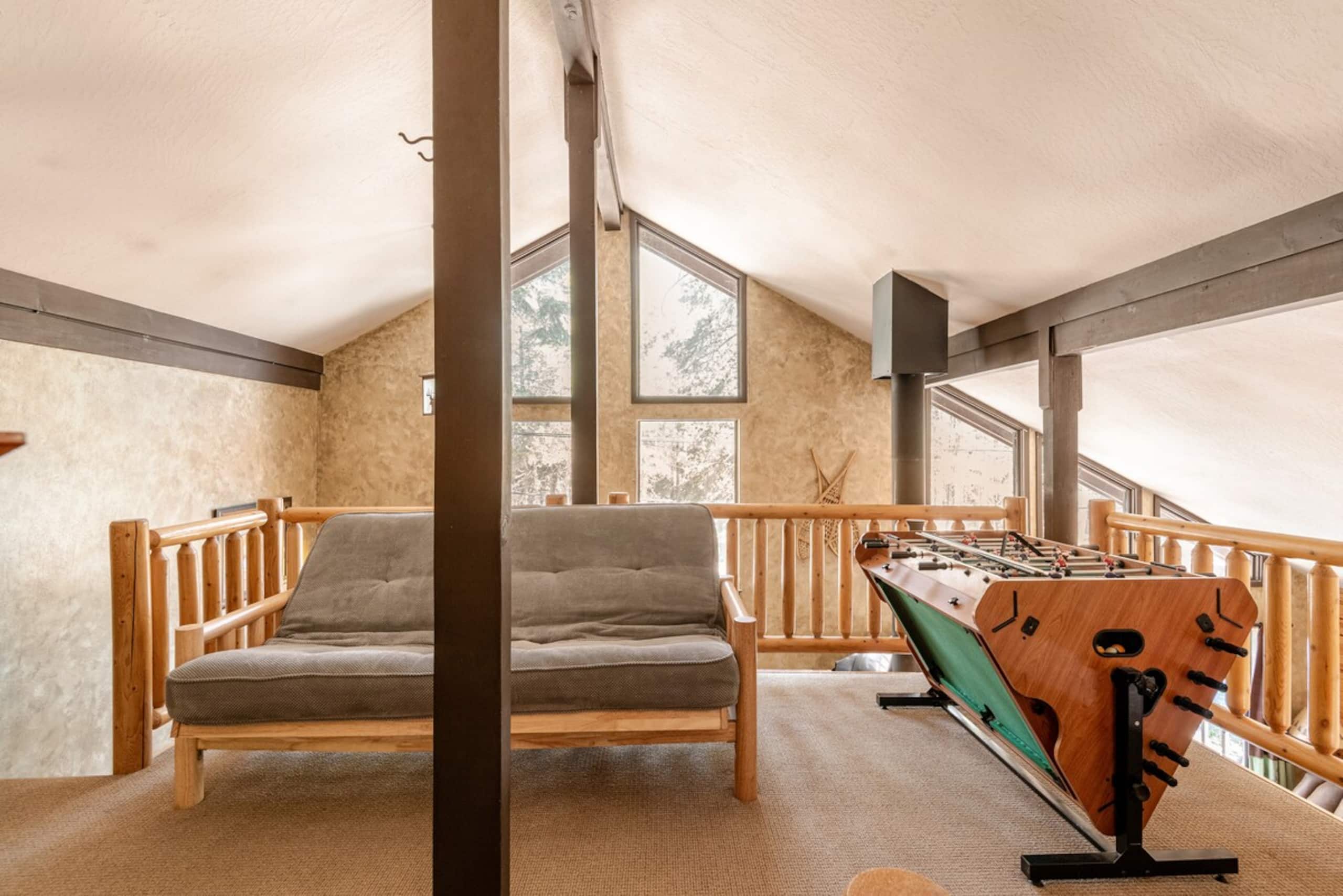 Truckee Adventure Cabin near Resorts + Restaurants - Photo 32