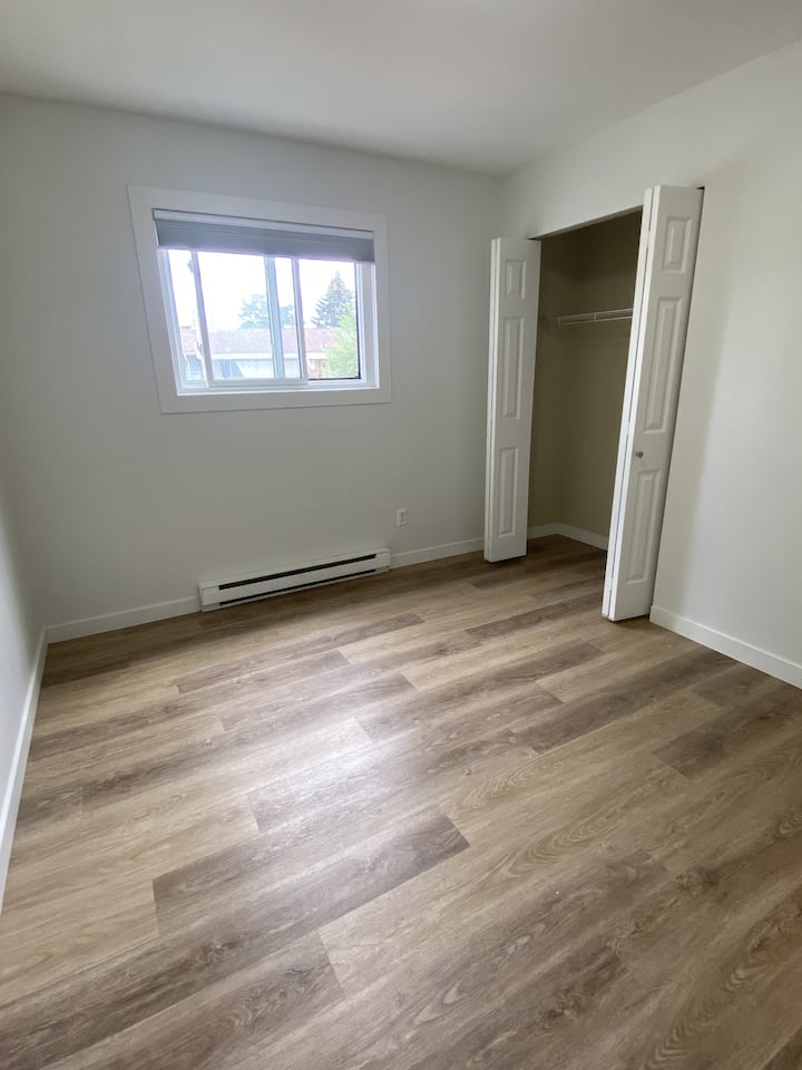 Private Rooms In Central Kelowna - Kelowna