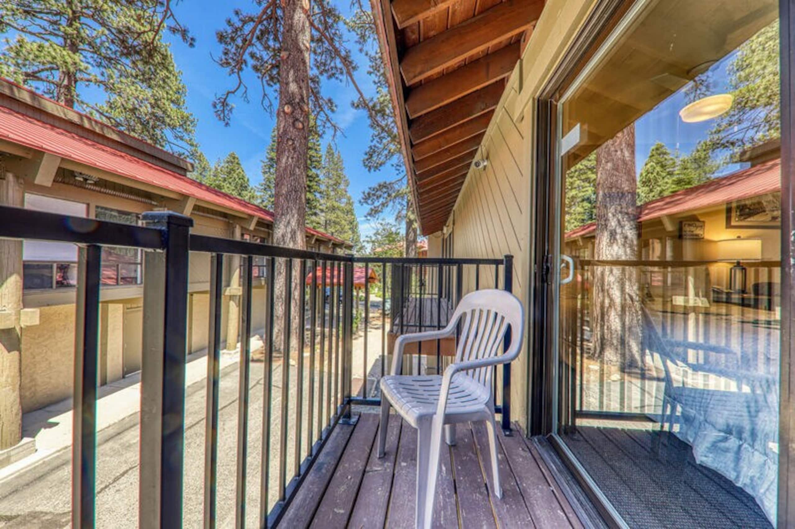 Studio w/Kitchen 217 at Donner Lake Village - Photo 12