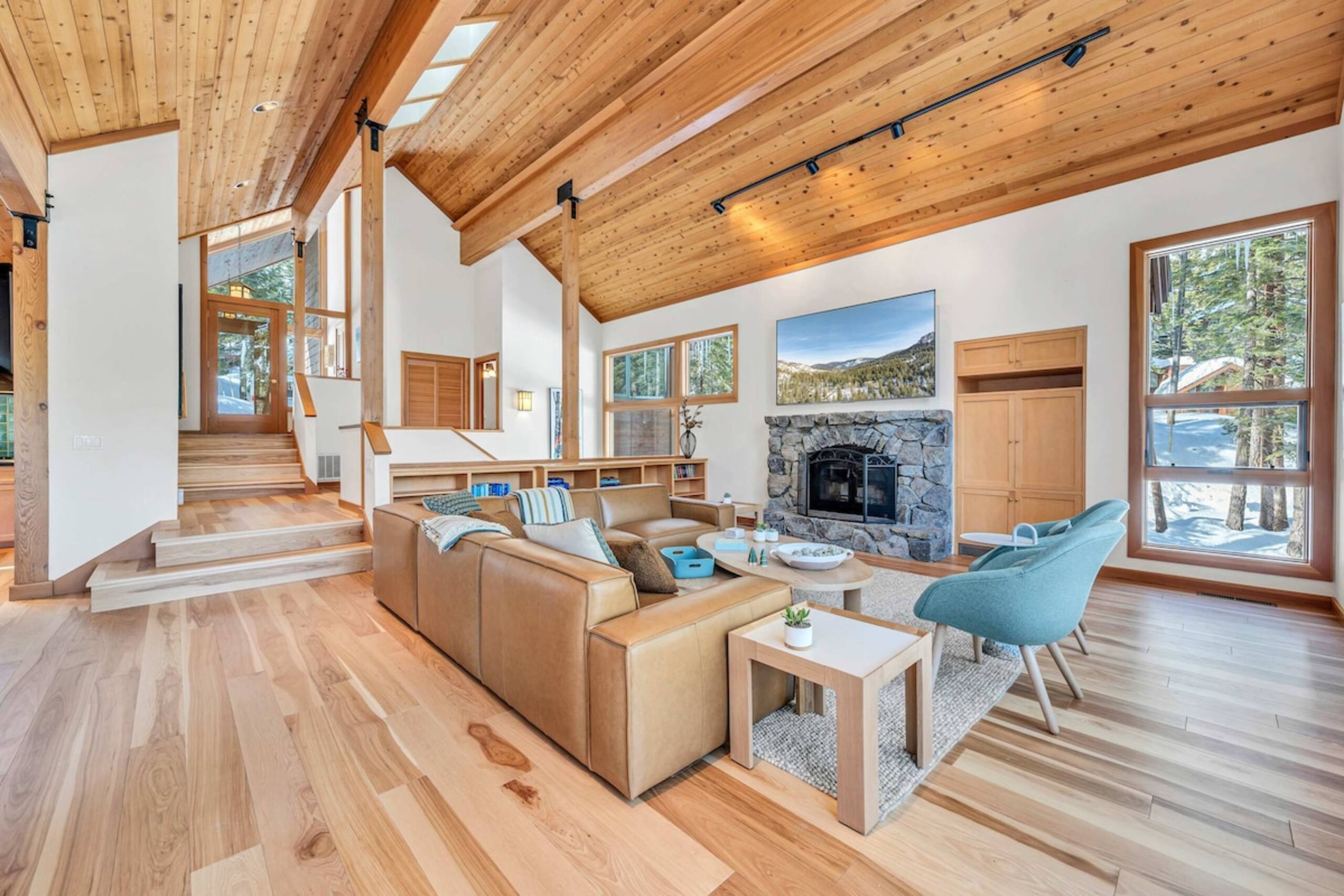 Pet-Friendly Home Deck, 1 Mile to Alpine Meadows - Photo 4