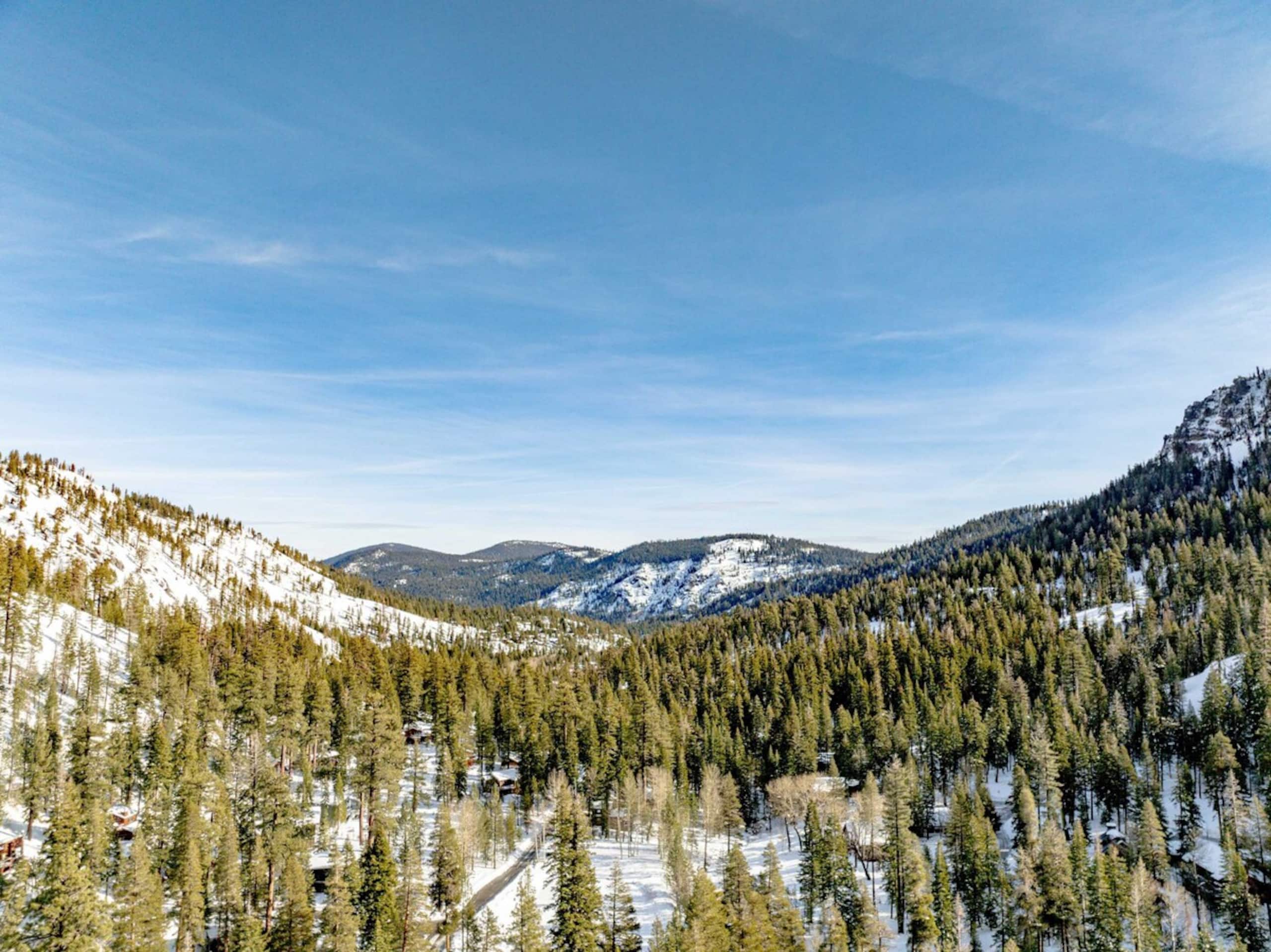 Pet-Friendly Home Deck, 1 Mile to Alpine Meadows - Photo 37