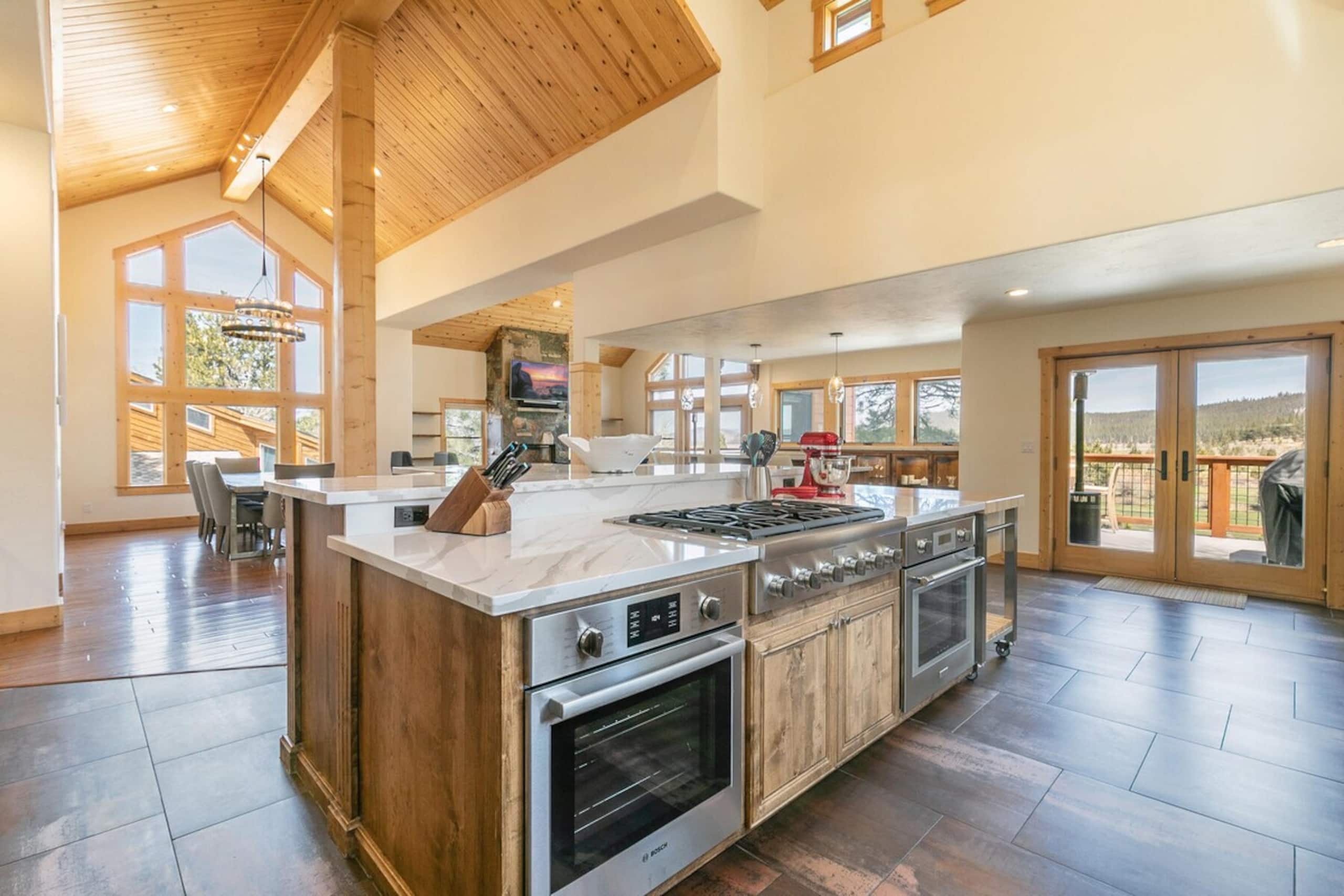 Northstar Family Home/Shuttle to Ski & More - Photo 10
