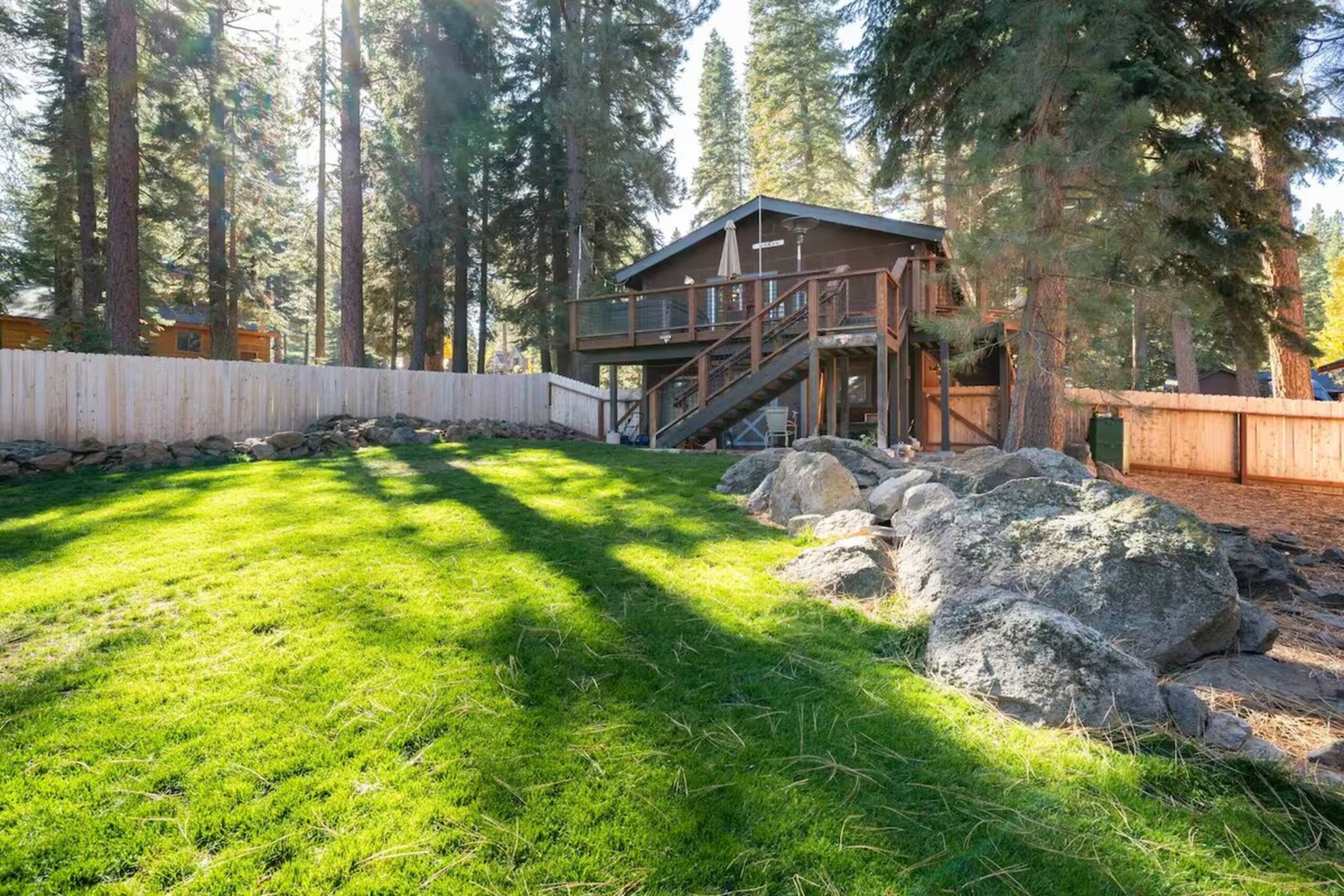 Modern Mountain Escape (Upper Level) Hot Tub/Pups - Photo 31