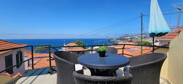 Casa Authentic Sun Terrace - Funchal