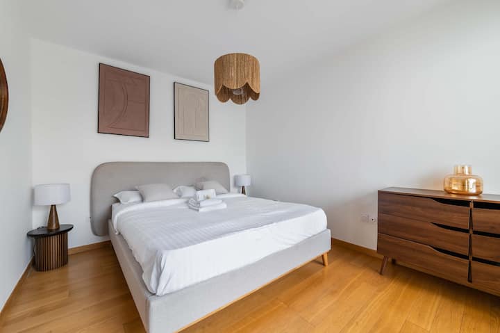 Appartement Lumineux Avec Terrasse Courbevoie - 4p - Courbevoie