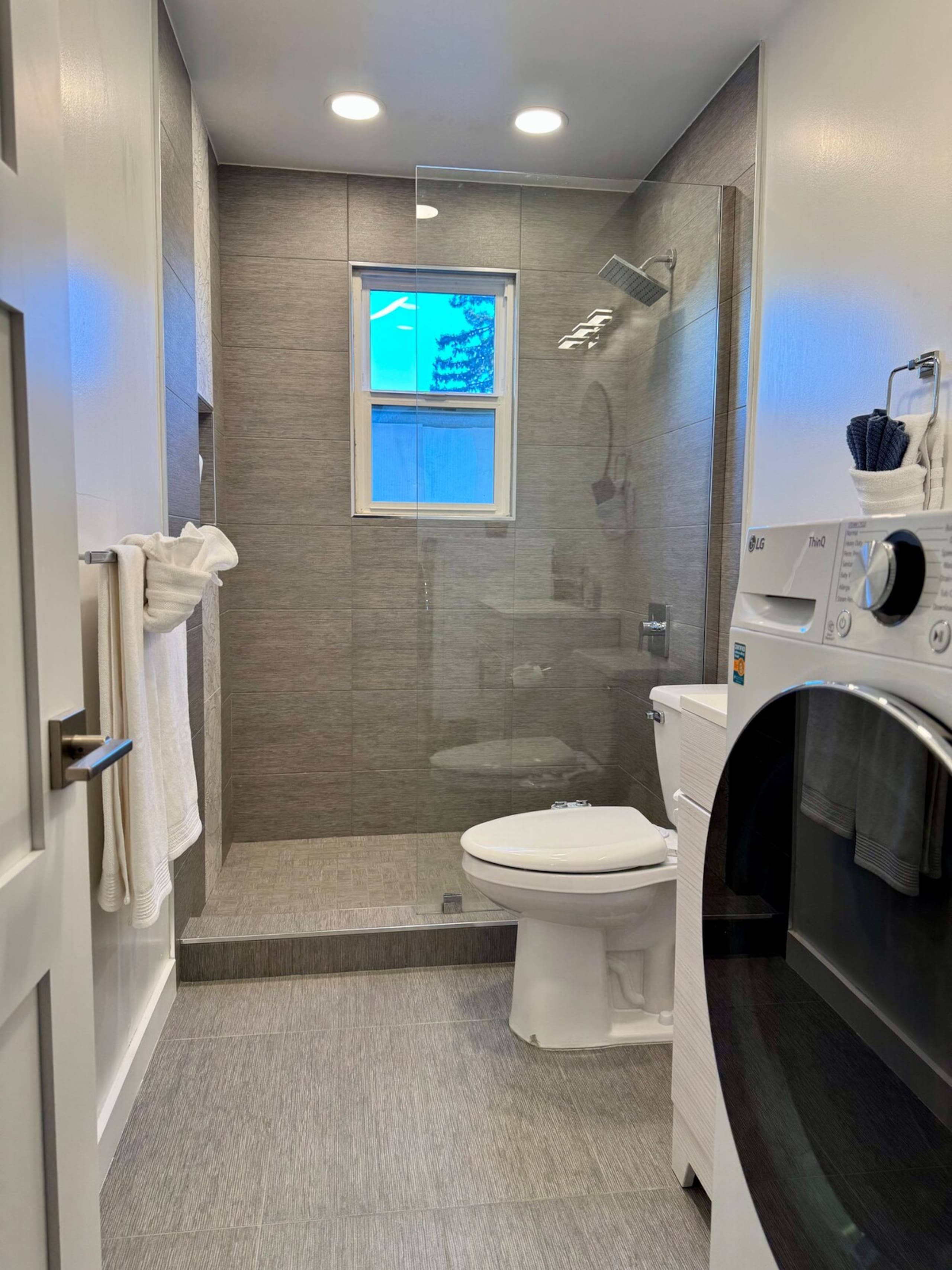Turquoise 1-bedroom Downtown Palo Alto w/AC - Photo 14