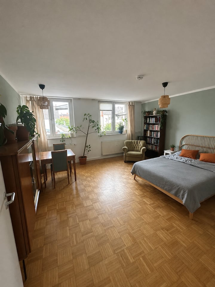 Gamescom - Perfekt Gelegene 3 Zimmer Wohnung - Cologne