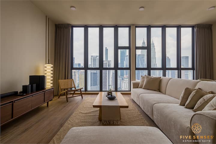 High Floor 3br Suite With Klcc View | Kl City - Kuala Lumpur