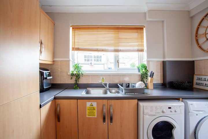 Bentley Lodge | Peaceful Family Retreat With Sceni - Barnsley