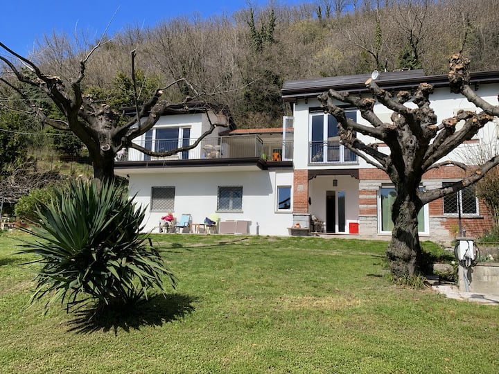 Guesthost - Cozy House On Como Lake - Cernobbio