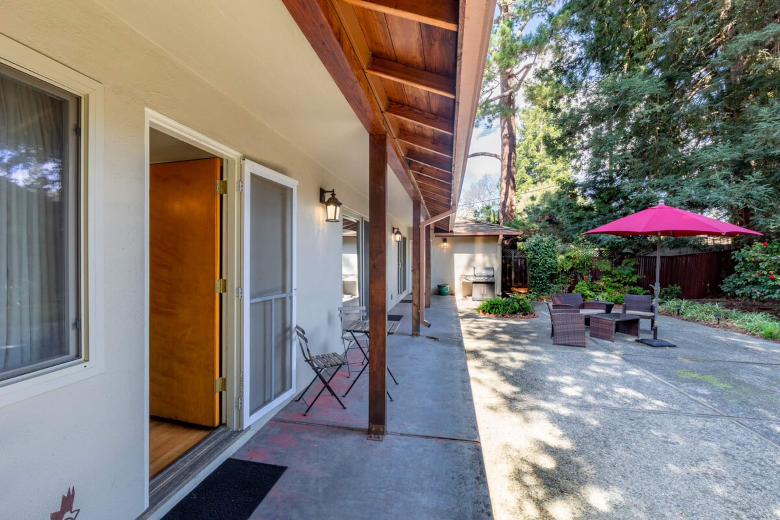 Mid-Century Elegance Beneath the Redwoods - Photo 44