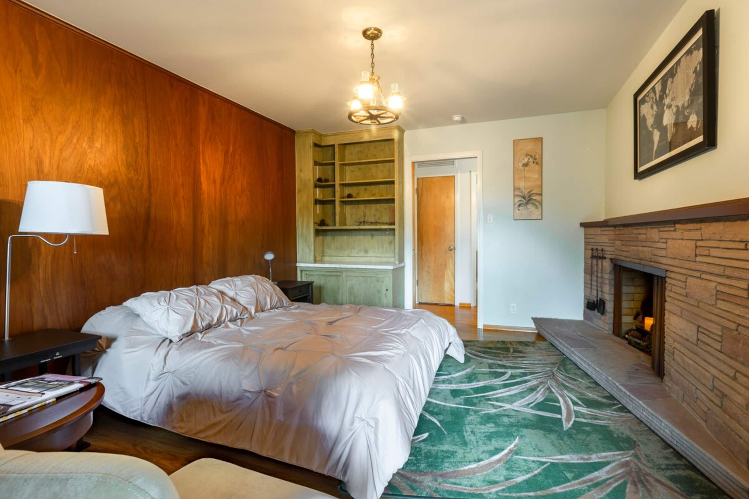Mid-Century Elegance Beneath the Redwoods - Photo 31