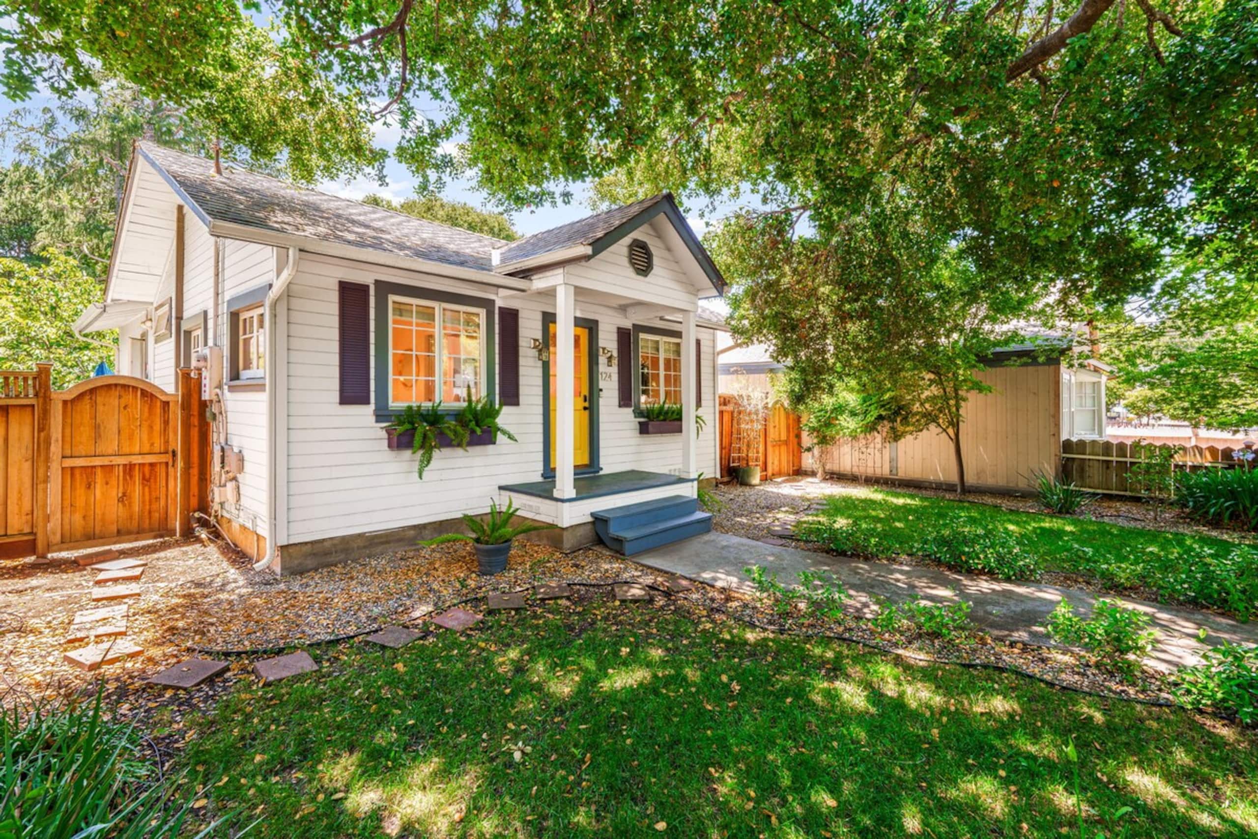 2 Bedroom House Near Palo Alto - Photo 14