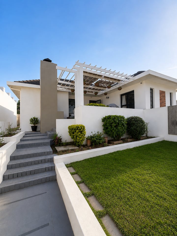 Beachside Bliss - Somerset West