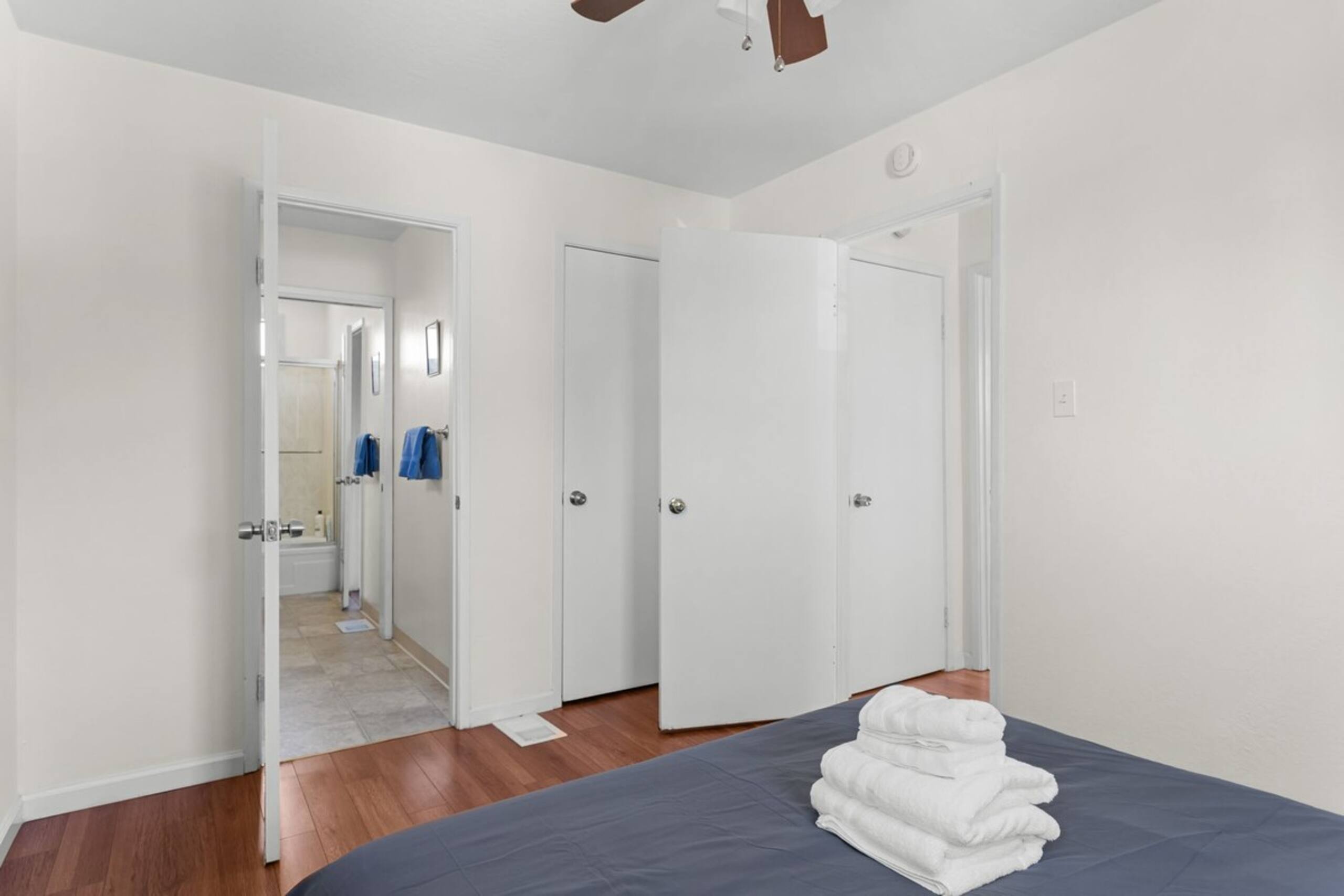 Business-Ready 5BD, Fast Wi-Fi, Few Mins to HQs - Photo 26