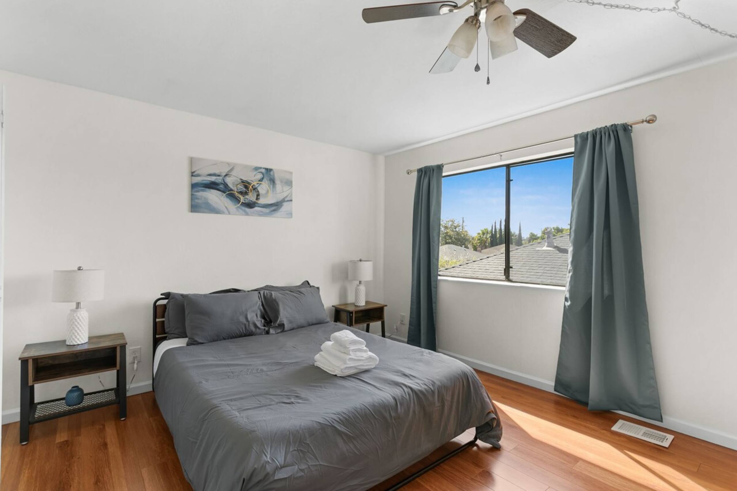 Business-Ready 5BD, Fast Wi-Fi, Few Mins to HQs - Photo 20