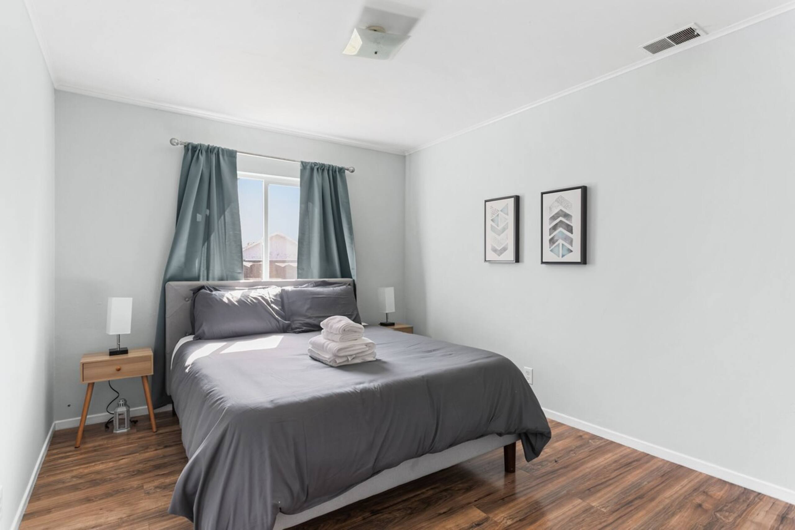 Business-Ready 5BD, Fast Wi-Fi, Few Mins to HQs - Photo 27