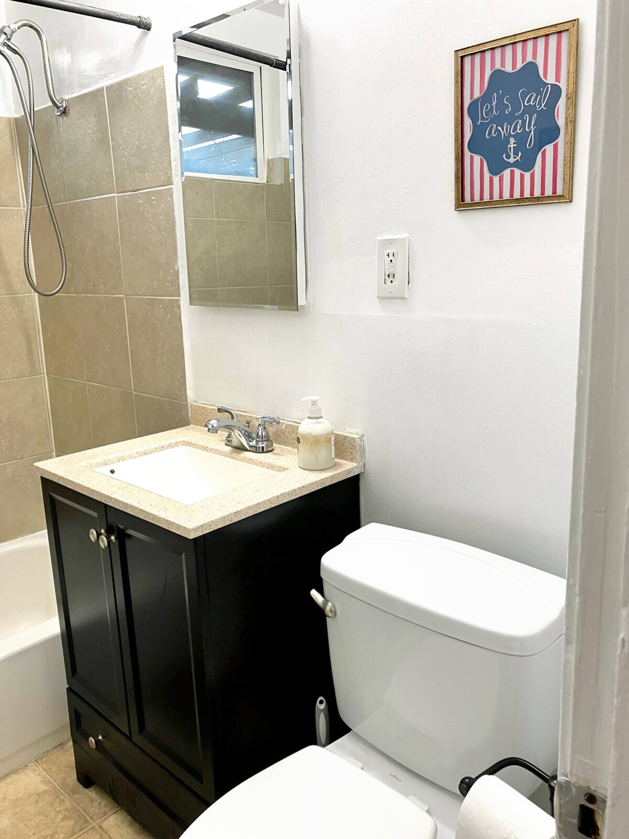 Business-Ready 5BD, Fast Wi-Fi, Few Mins to HQs - Photo 35