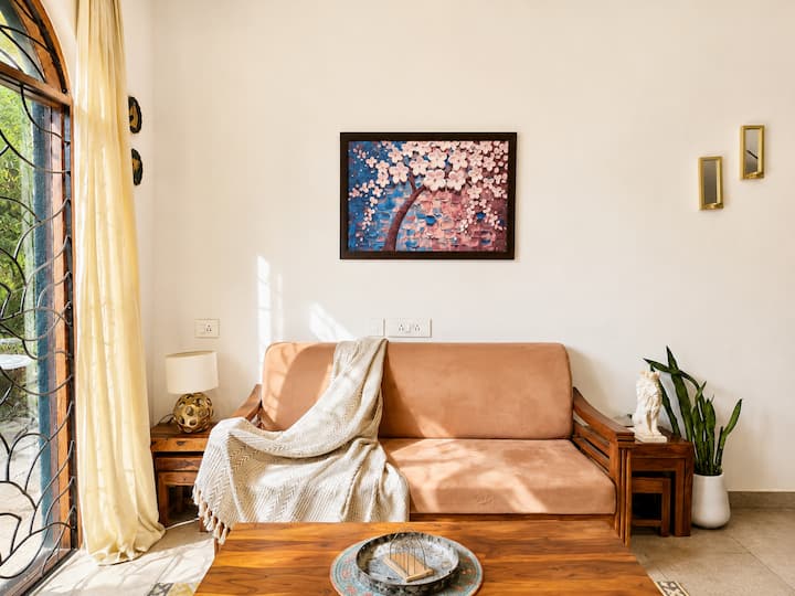 Living room image 3