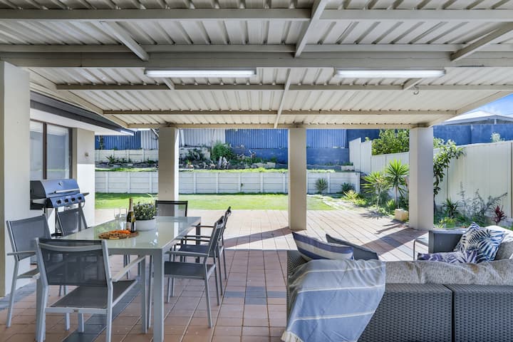 Home Away From Home - A Family-friendly Stay - Joondalup