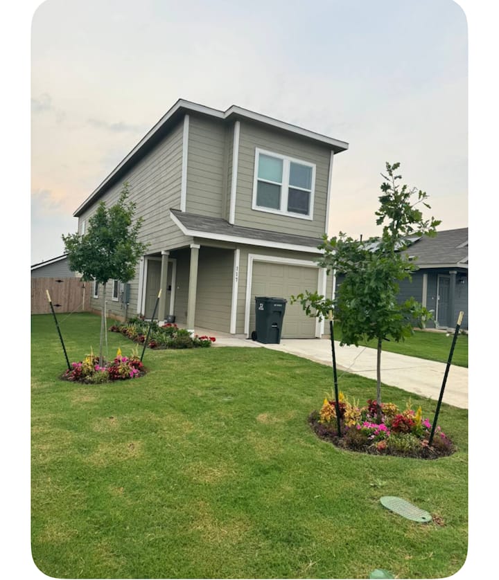 Home Away From Home - San Marcos, TX