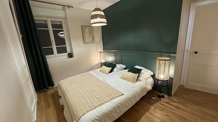 ห้องนอน 4 ชั้น 2 - เตียง 180
