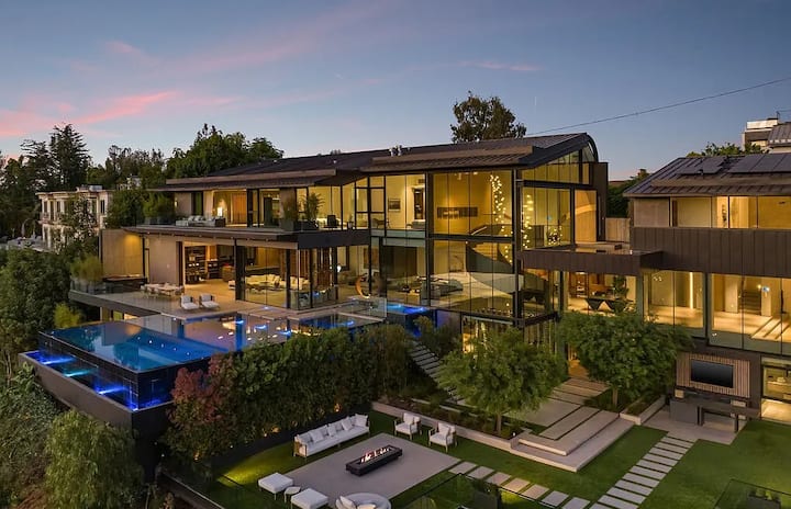 Luxurious Bel Air Estate | Theater, Pool & Views - Los Angeles, CA