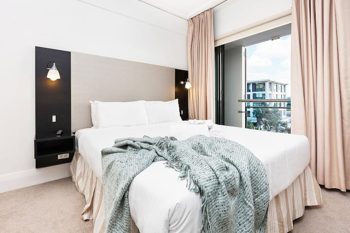 Heart Of The Viaduct Waterfront Views & 2 Bedrooms - Auckland